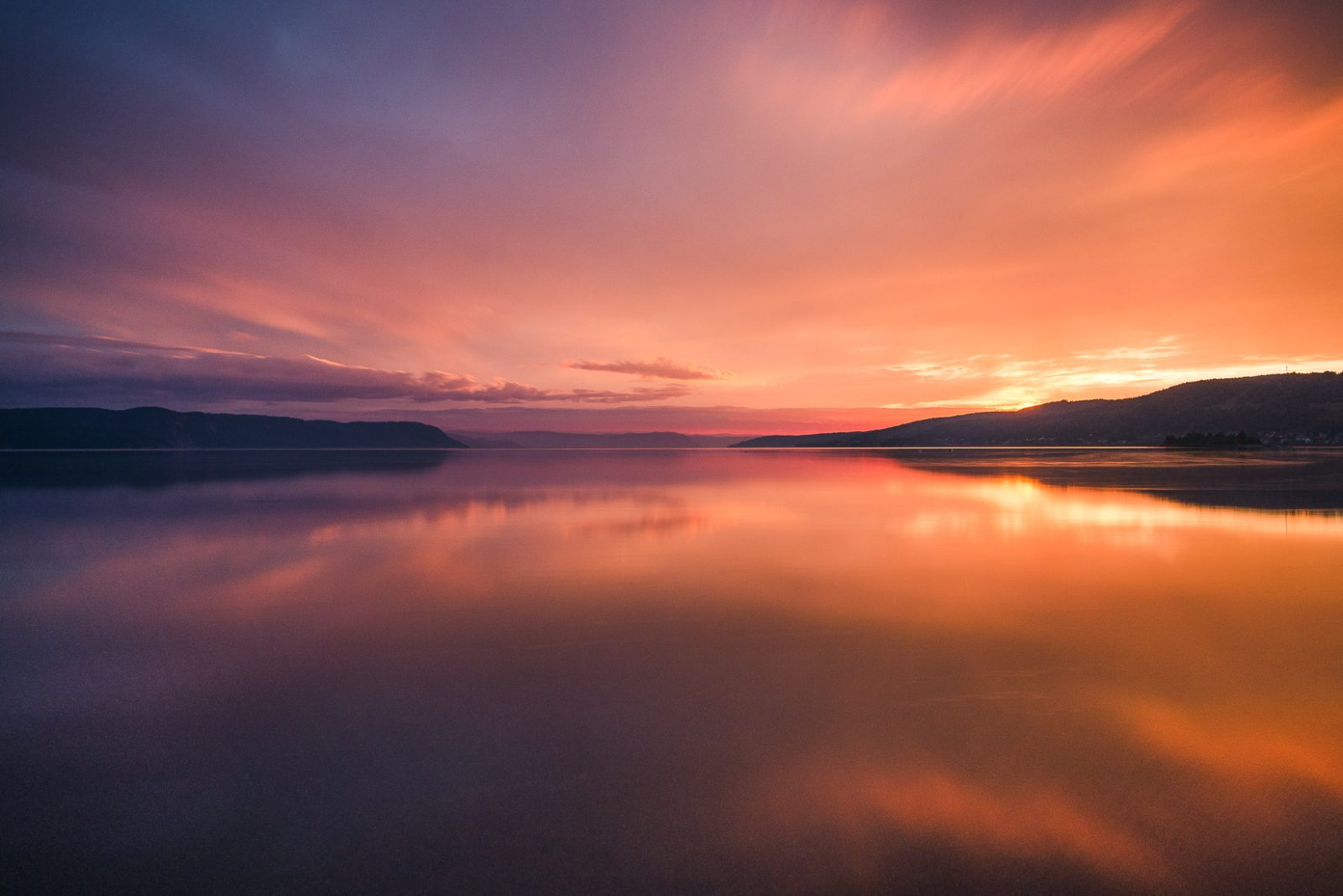 https://travelodgealma.com/wp-content/uploads/sites/2/2015/04/Coucher-de-soleil-1600x1068.jpg