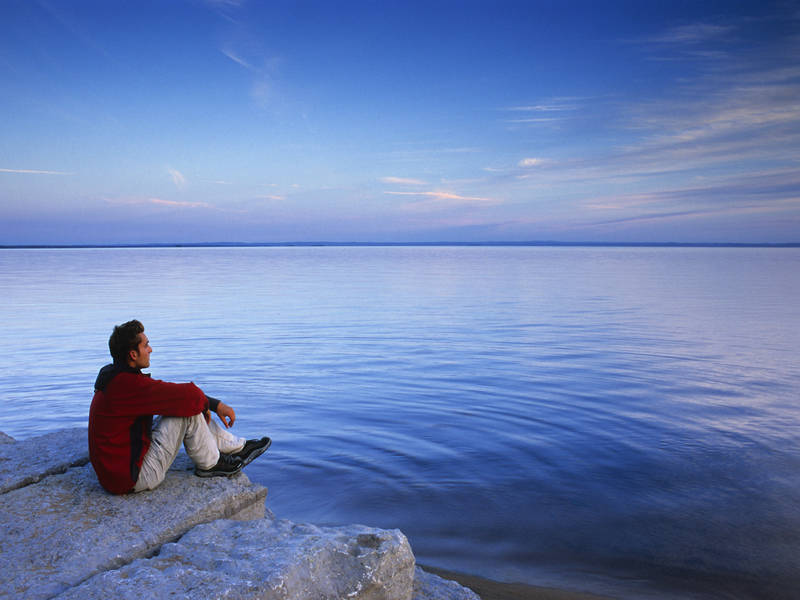 https://travelodgealma.com/wp-content/uploads/sites/2/2015/04/lacst-jean.jpg
